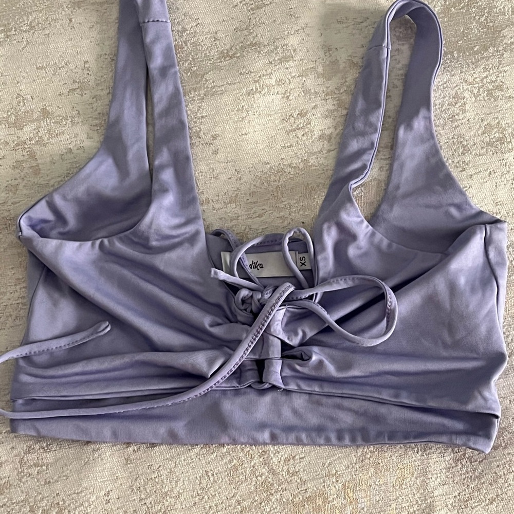 Adika lavender Lace-Up Crop Top